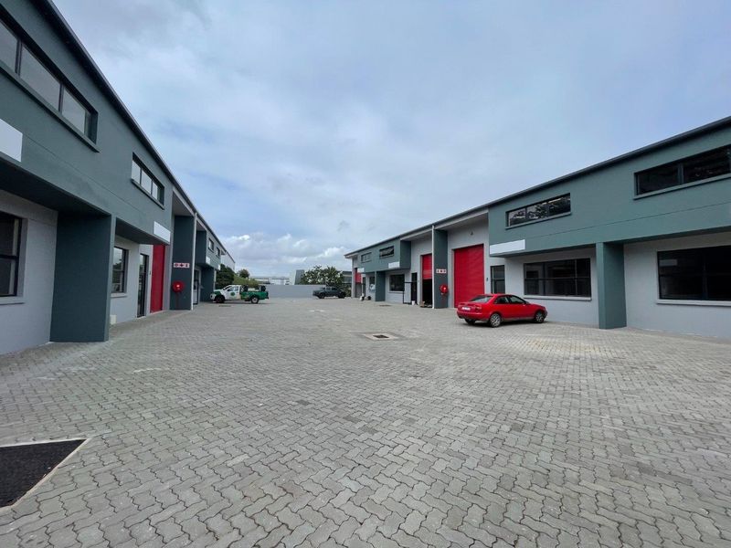 Modern Warehouse / Light Industrial Unit To Let – Innovation Park, Glen Anil - Photo 3