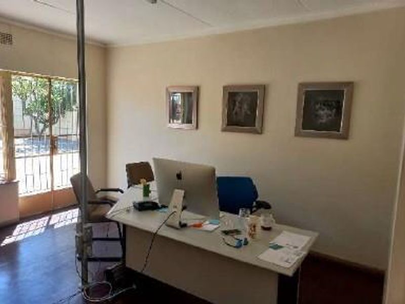 CBD - Commercial Property for Sale - Photo 9