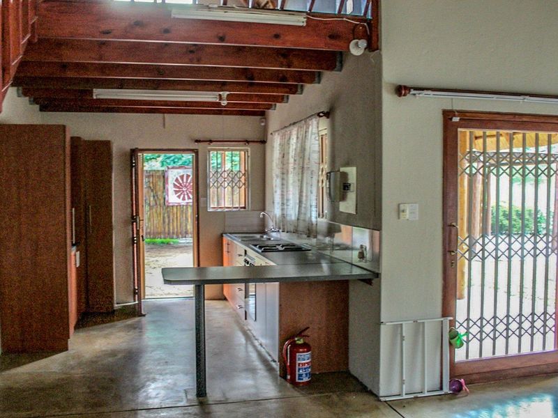 Investment Property in Kampersrus - Photo 4