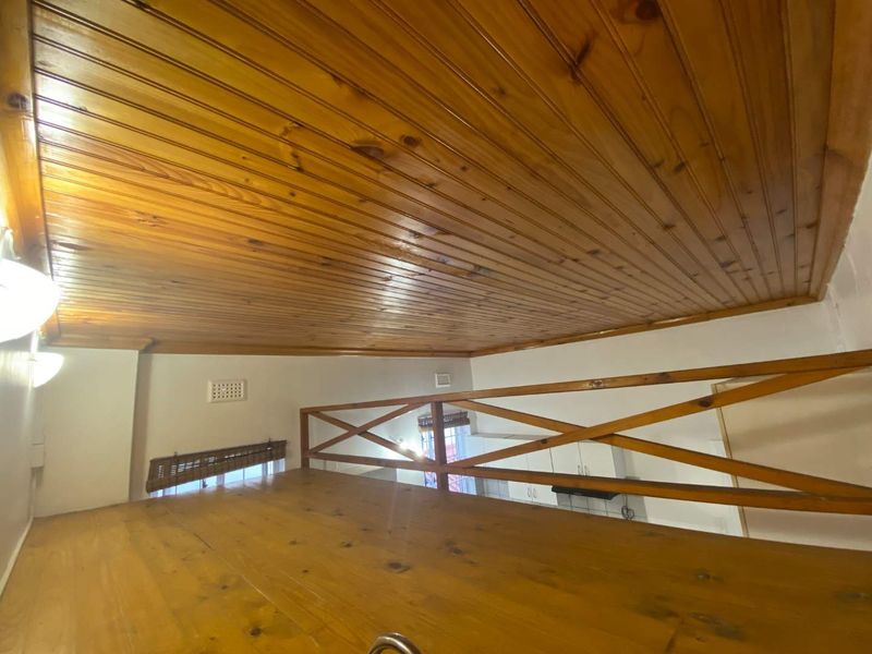 Centrally Located Studio Apartment - Photo 4