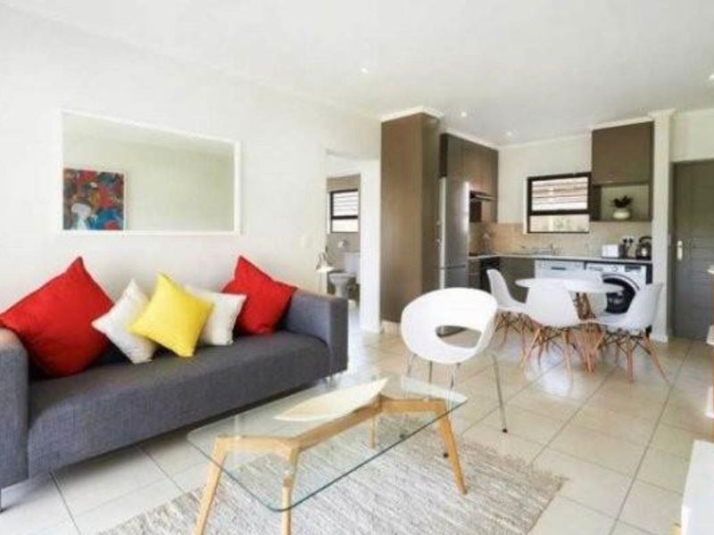 Modern Loft Apartment To Let in The Matrix, Paulshof - Photo 2