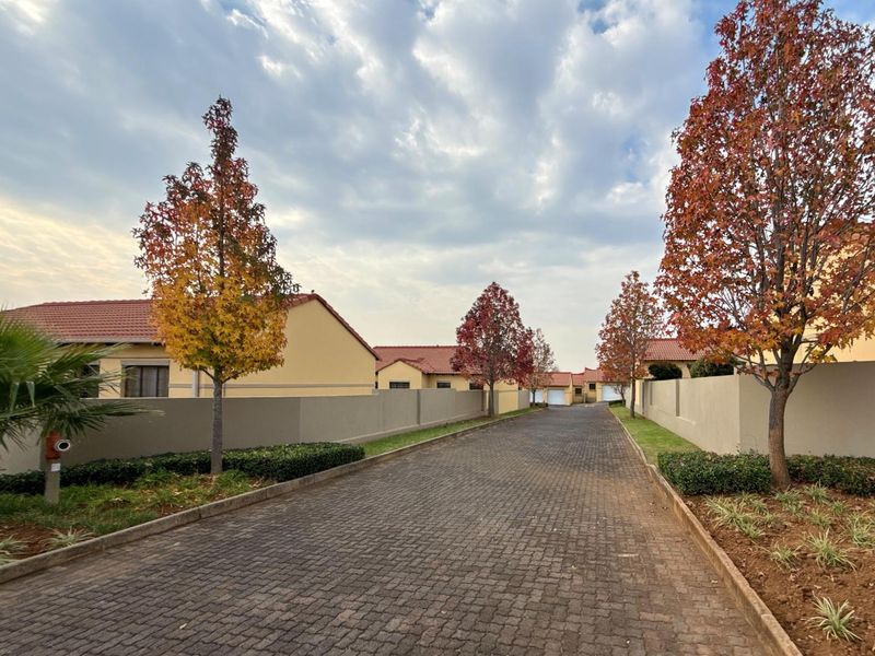 Prime Investment! Ideal for strong rental yields! - Photo 1