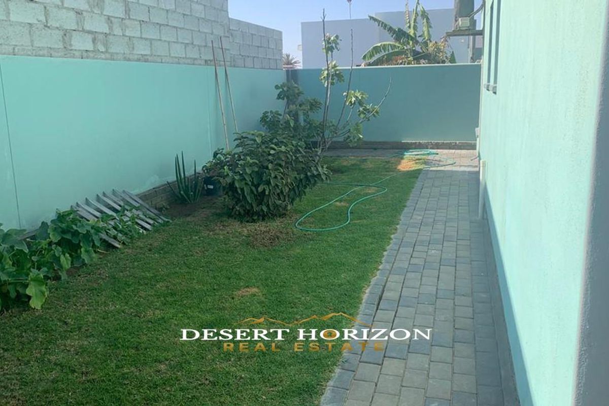 Walvisbay, Fairways | Cozy 4 Bedroom house for sale - Photo 4
