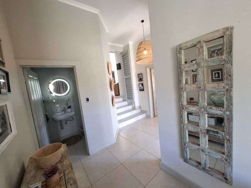 Luxury home in Auasblick - Photo 8