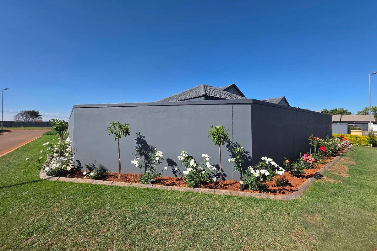 Secure Country Estate Living – Modern 3-Bedroom Homes from R2 067 720 - Photo 3