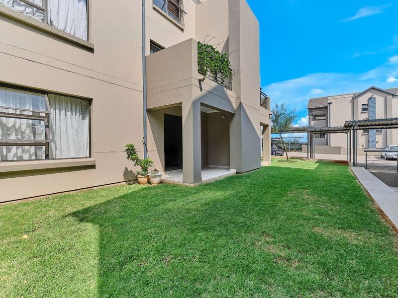 Experience Affordable Luxury Living - Photo 2