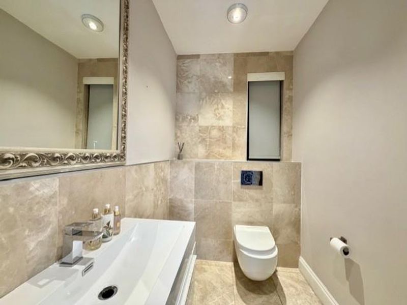 Office Space TO LET in Windhoek West - Photo 10