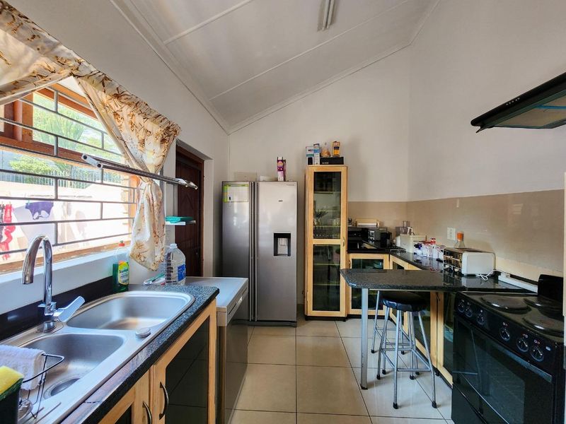 A Rare Find! - Photo 7