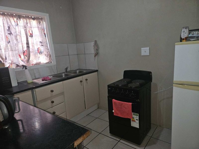 Cosy renovated two-bedroom house for sale - Photo 7