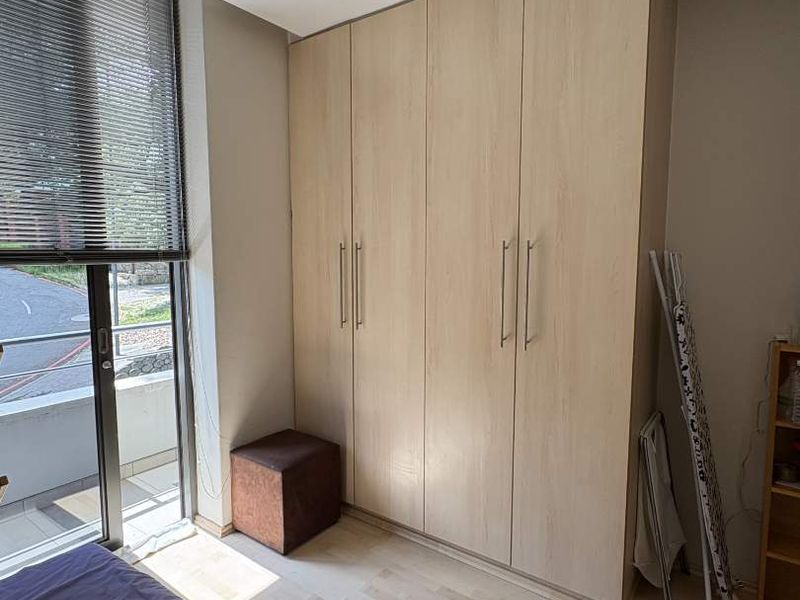 Neat & spacious 2 Bedroom Apartment for sale in CBD - Photo 3