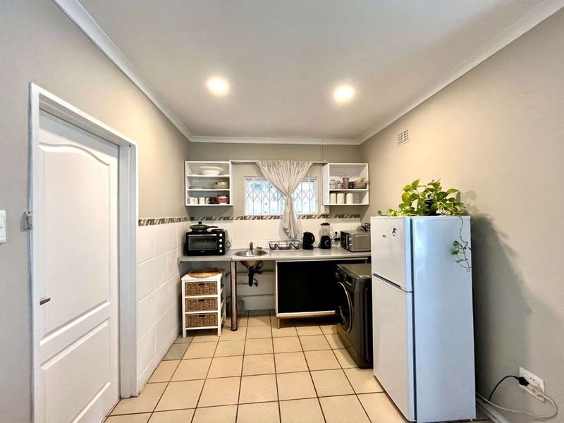 Hidden Gem in Westriding | Charming 2-Bedroom Freestanding Home - Photo 6