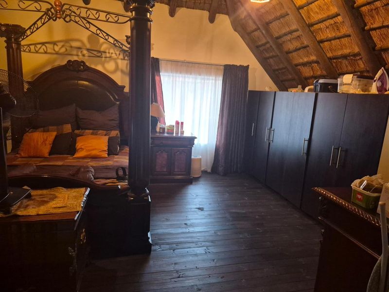 FOR SALE | Beautiful 3-Bedroom Family Home in Chantelle, Pretoria - Photo 2