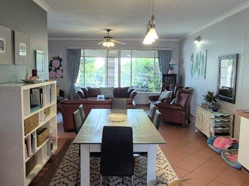 STUNNING FAMILY HOME FOR SALE IN ACADEMIA - Photo 5