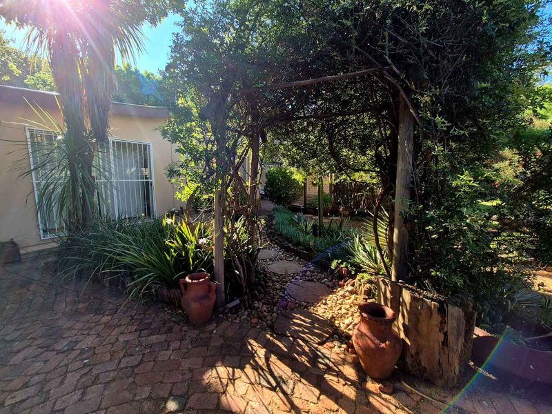 Superb quiet location - Photo 4