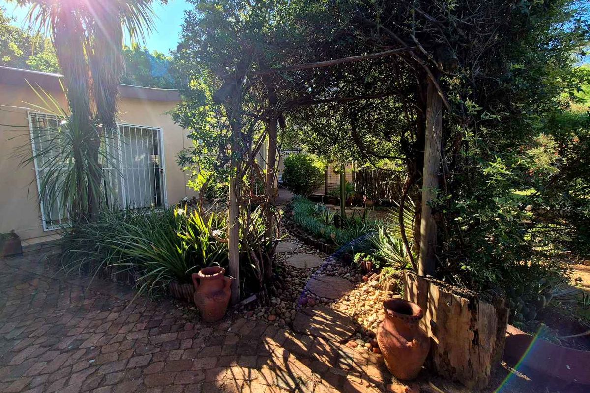 Superb quiet location - Photo 4