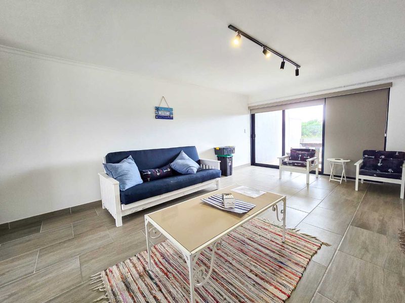 Charming  two bedroom ground floor unit for sale in Stilbaai-Wes. - Photo 7