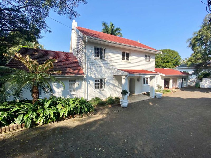 Hendra Estates - Exceptional Family Home For Sale in the Heart of Durban North - Photo 2