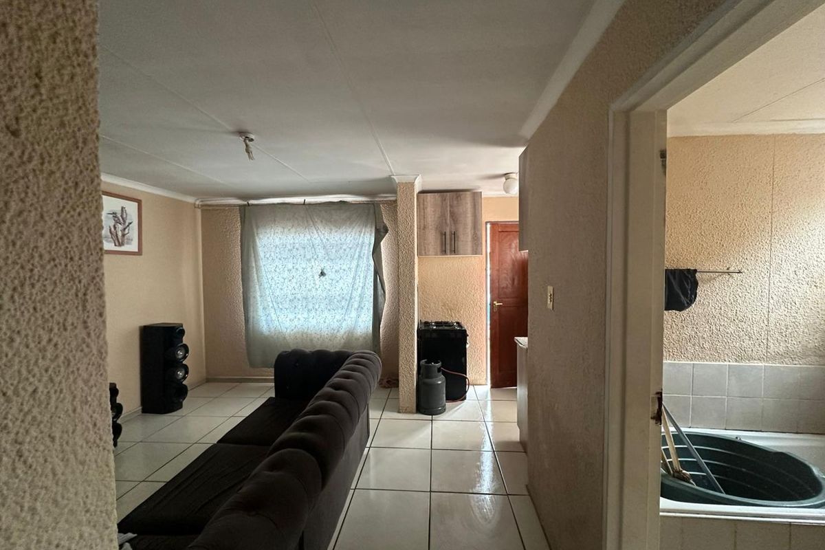 2 Bedroom House For Sale Evaton West - Photo 3