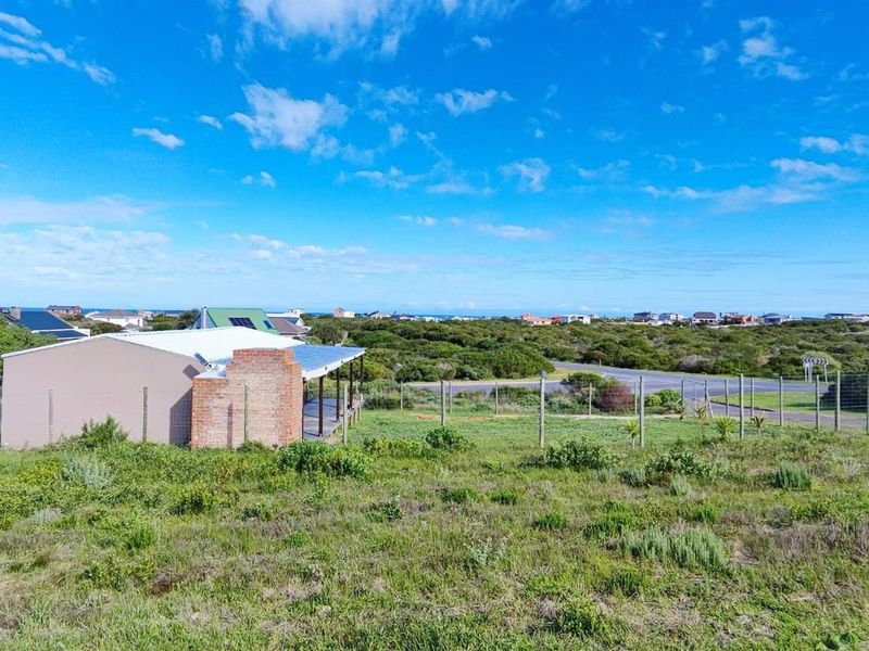 Escape to Coastal Bliss - Vacant Land in Franskraal with distant sea views! - Photo 10