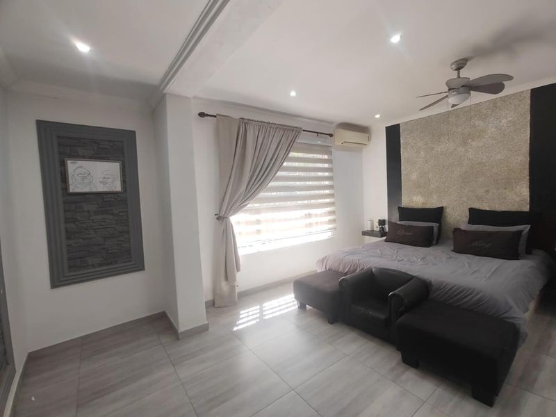 4 bedroom family home in Brackendowns with a pool and solar! - Photo 10