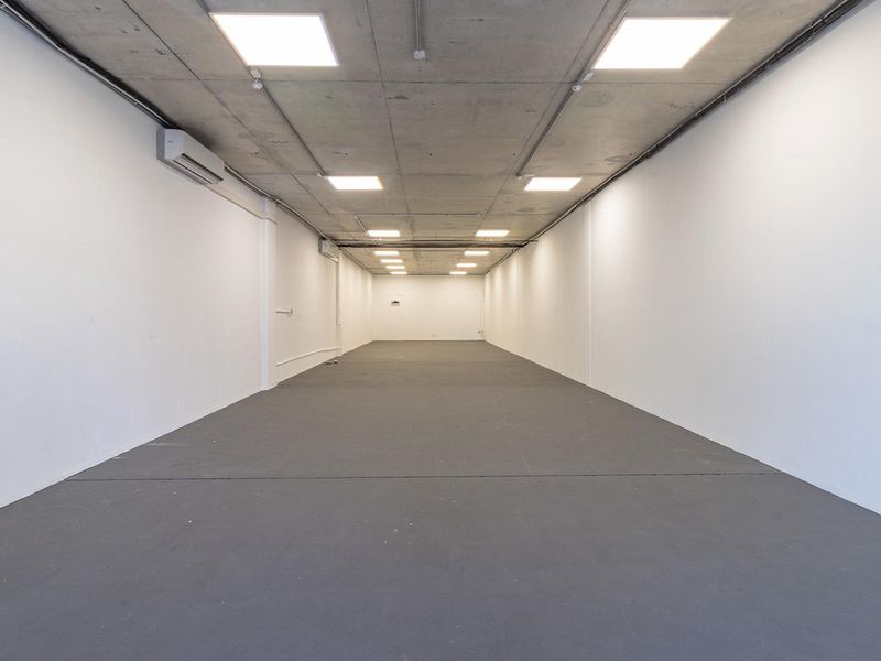 Prime Ground Floor Retail Space with Excellent Street Exposure - Photo 3