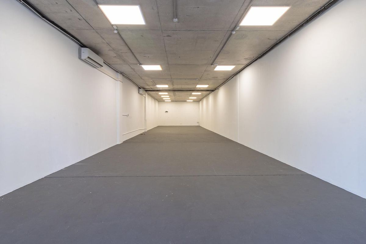 Prime Ground Floor Retail Space with Excellent Street Exposure - Photo 3
