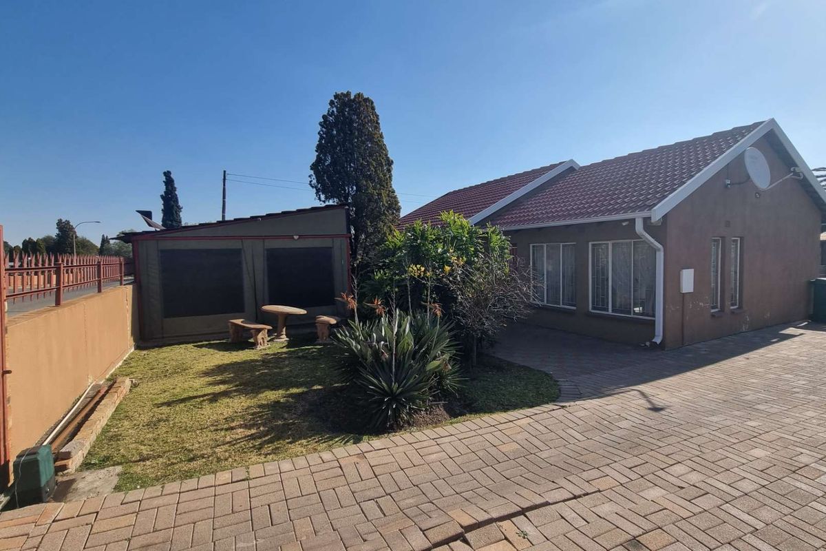 Priced to Sell !! - Photo 4