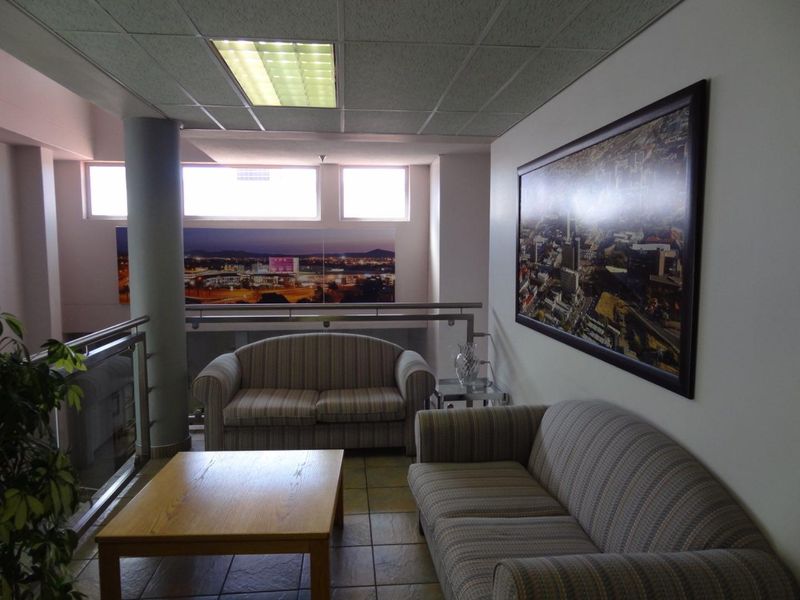 Prime Office Space with Retail Frontage on Independence Ave! - Photo 8