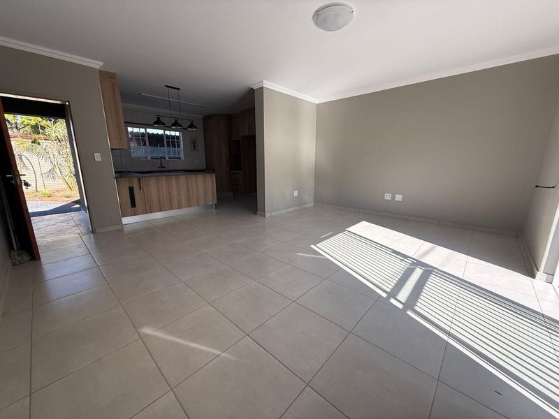 3 Bed, 1 bath  house in Villieria - Photo 5