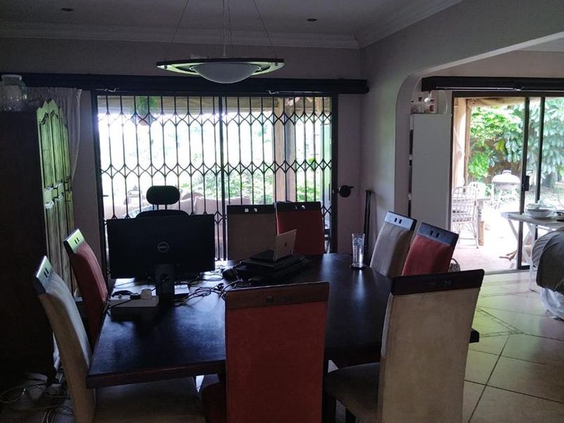 Spacious 4 Bedroom Family Home to Let in La Mercy - Photo 10