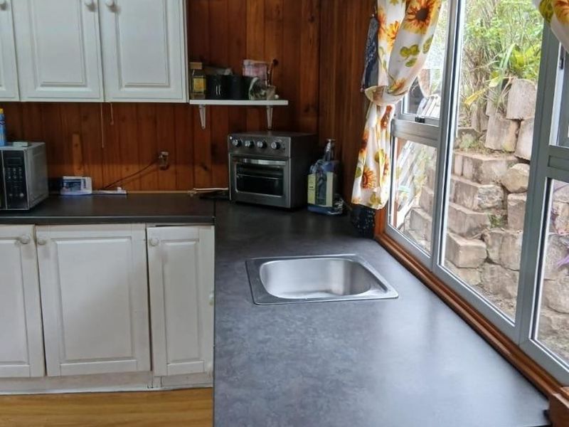 Tranquil and Nestled 2 bedroom wood cabin in Queensburgh Caravan Resort - Photo 8