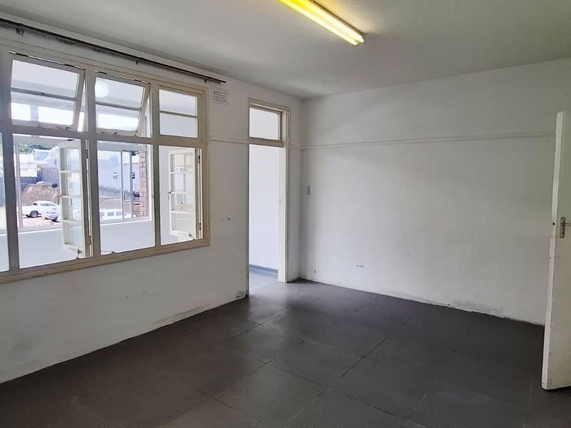 Secure Your Strategic Office Space with Trafalgar Property Group - Photo 4