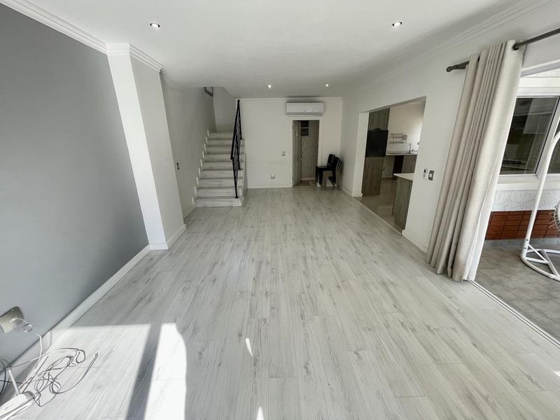 Hendra - Modern 3 Bedroom Duplex To Let in Kindlewood Estate - Photo 5
