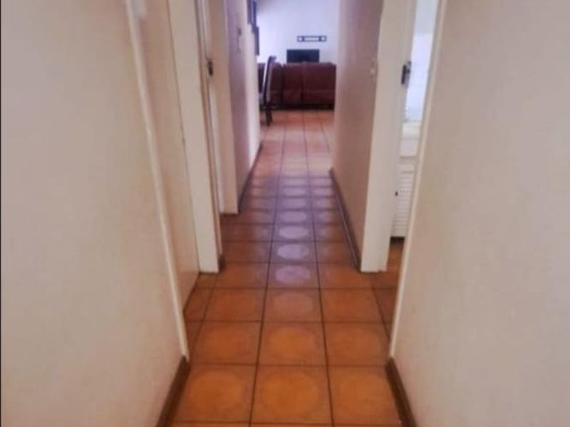 3 Bedroom House In Birchleigh Ext 13 - Photo 7