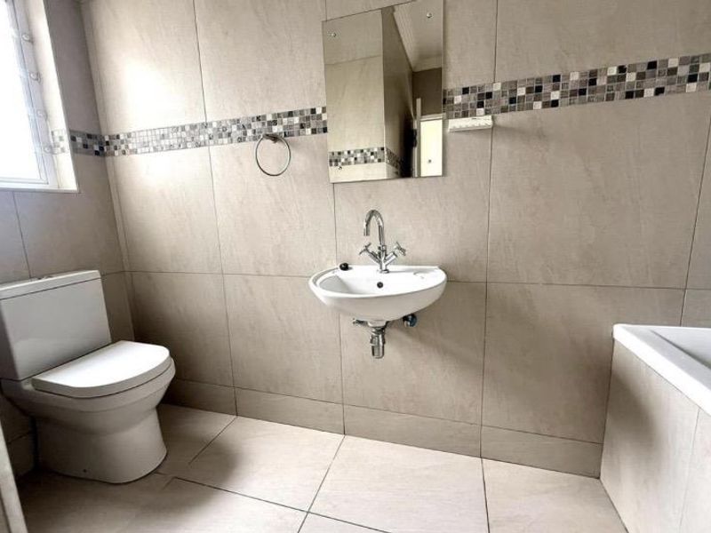 Two Bedroom Apartment For Sale In Pionierspark - Photo 4