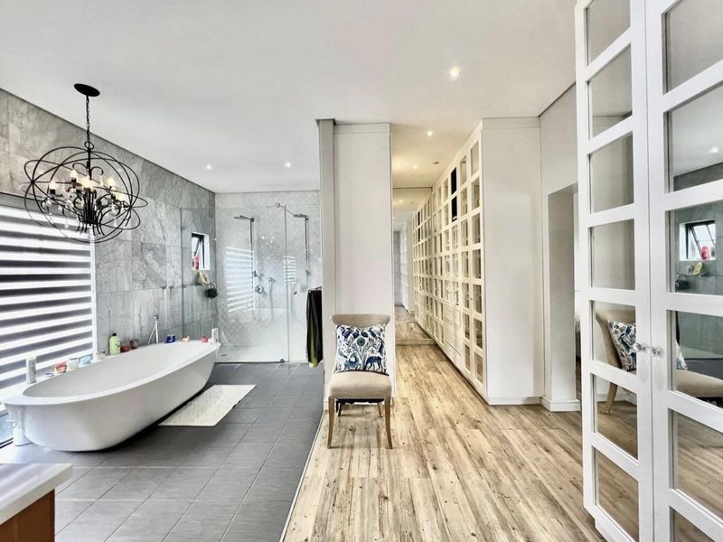 4 Bedroom House TO LET in Auasblick. - Photo 3