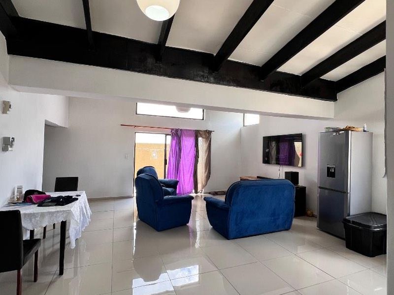 3 Bedroom Townhouse for Sale in Shetu Estate, Otjomuise Ext 4 - Photo 2