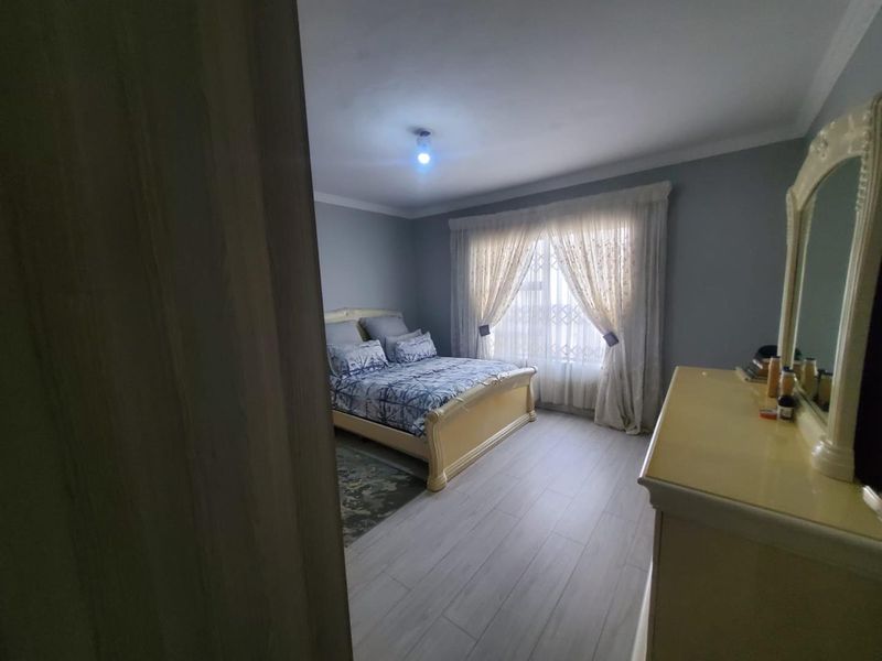 An investment for family life - Photo 7