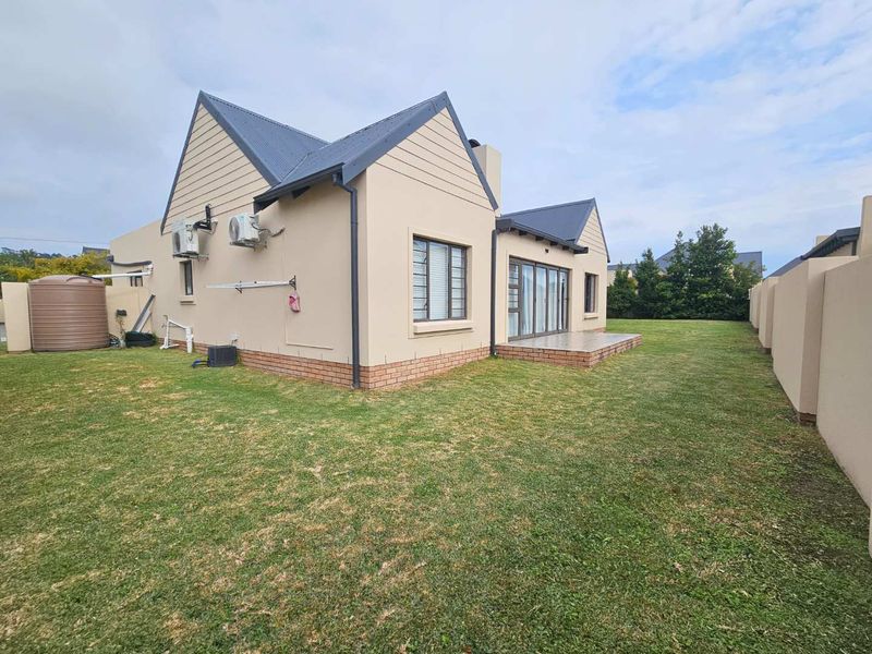 Stunning 3 Bedroom home for sale in The Hamptons Lorraine! - Photo 4