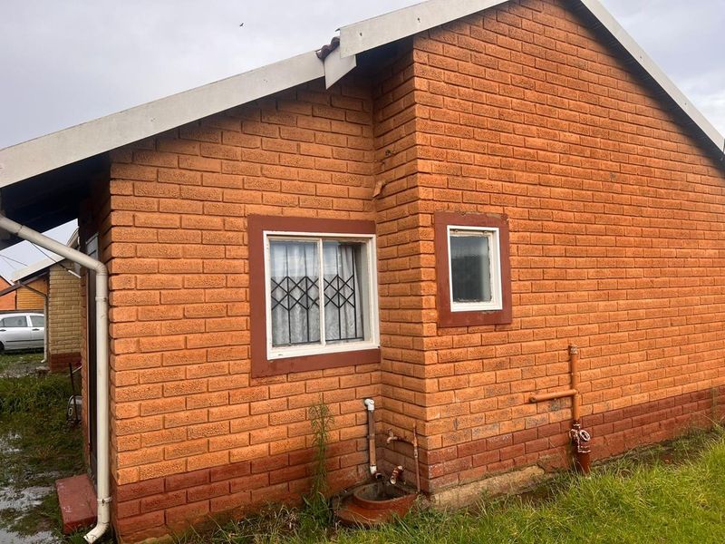 2 Bedroom House For Sale in Evaton West - Photo 3