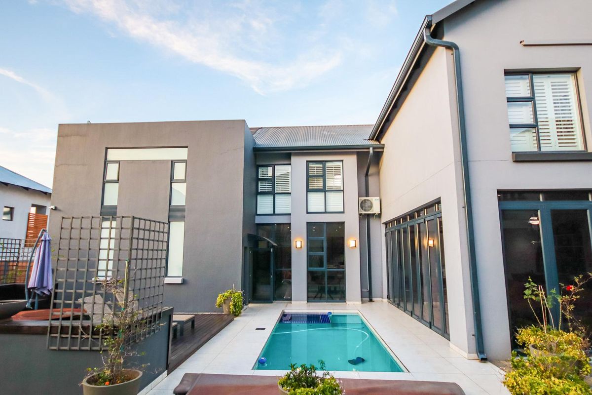 Magnificent home FOR SALE with endless views in The Hills Game Reverse - Photo 5