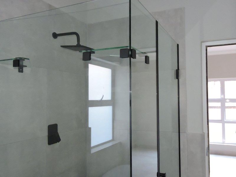 Modern ground floor 2 Bedroom apartment with garden in Brooklyn - Photo 10