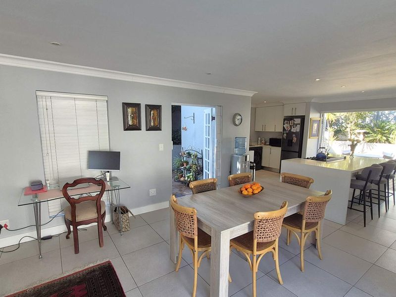 Waterford Estate Living at Its Finest - Investment Opportunity 27k Lease in Place until March 2027** - Photo 5