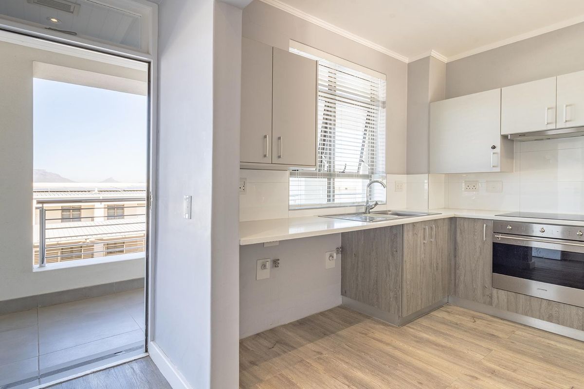 Effortless Living & Peace of Mind in De Plattekloof Lifestyle Estate - Photo 2