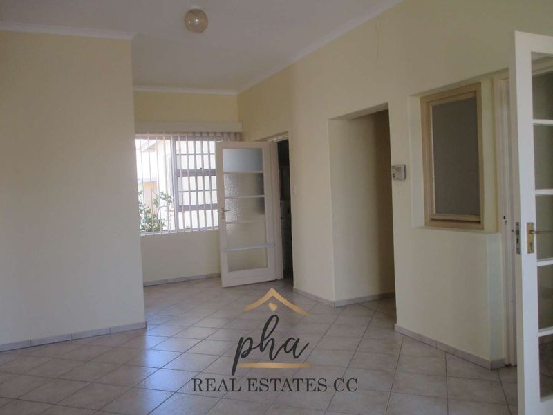 Endless Possibilities Await – Spacious Property in the Heart of Swakopmund - Photo 7