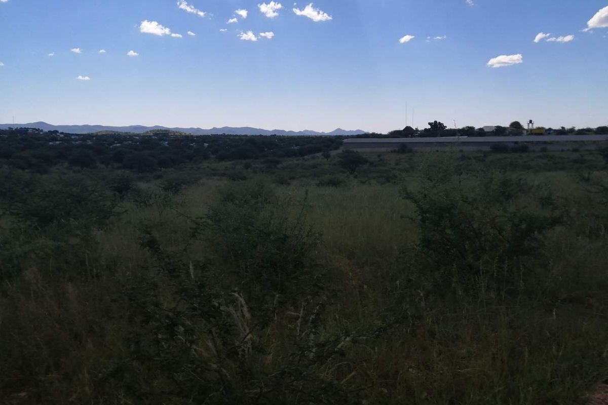 Unserviced plot to let - Brakwater - Photo 2