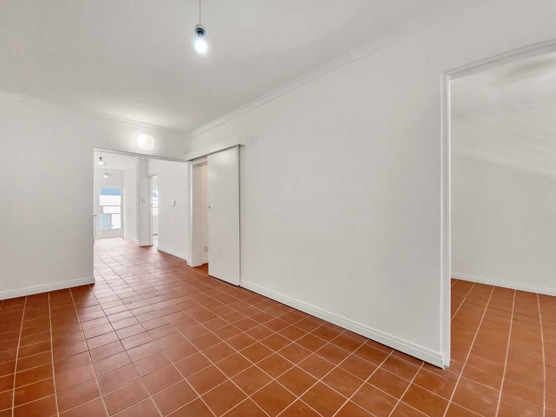 Cute 2 bedroom house along the steps - Carters Cottages - AirBnB friendly - Photo 4