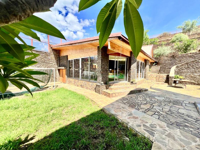 EXCELLENT LOCATION CLOSE TO PRESIDENT HOUSE - Photo 8