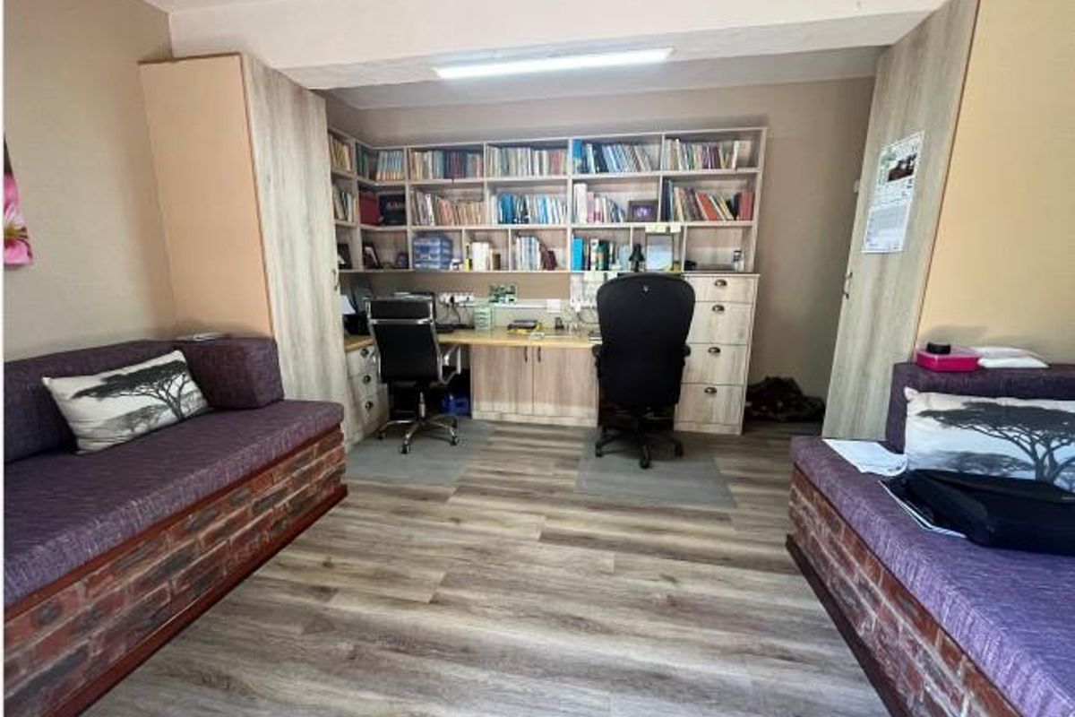 FIVE STAR FAMILY HOME WITH SOLAR AND NATURAL WATER STREAM - Photo 5