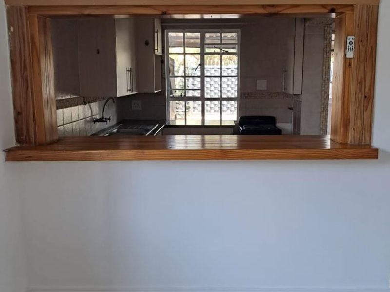 1 BEDROOM GARDEN COTTAGE AVAILABLE IN MAYVILLE - Photo 6